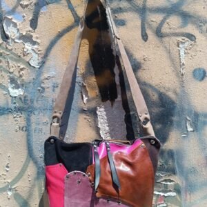 Alternative view of ΔΕΡΜΑΤΙΝΗ ΤΣΑΝΤΑ PATCHWORK